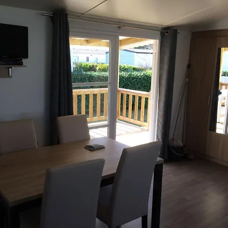 Apartmán Charmant - Piscine - Clim - Familial